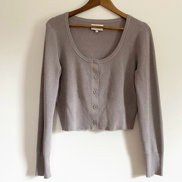 Gray Ribbed Knit Cropped Button Down Sweater Size Large - Picture 1 of 5